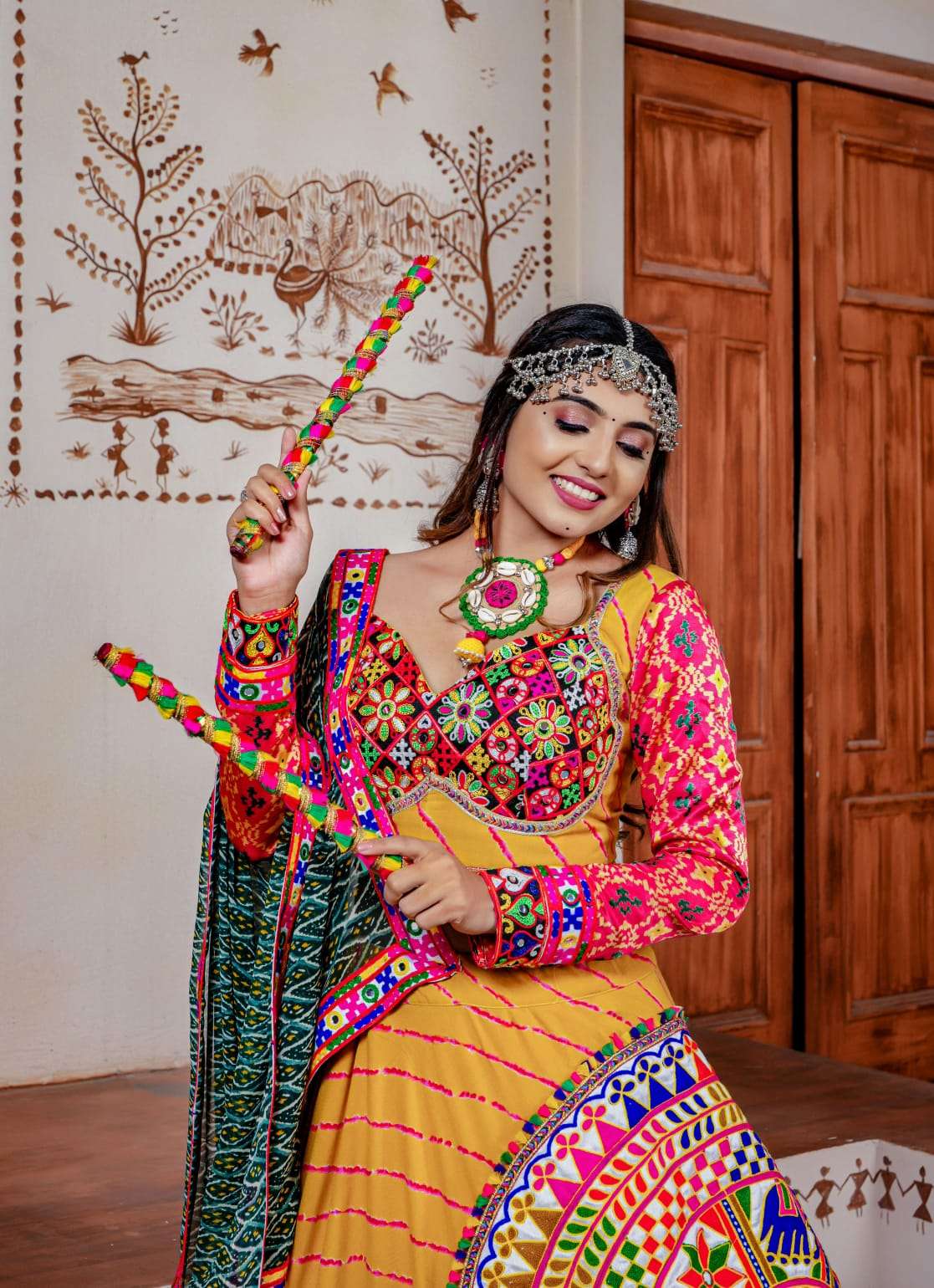 Kachchi work hotsell chaniya choli